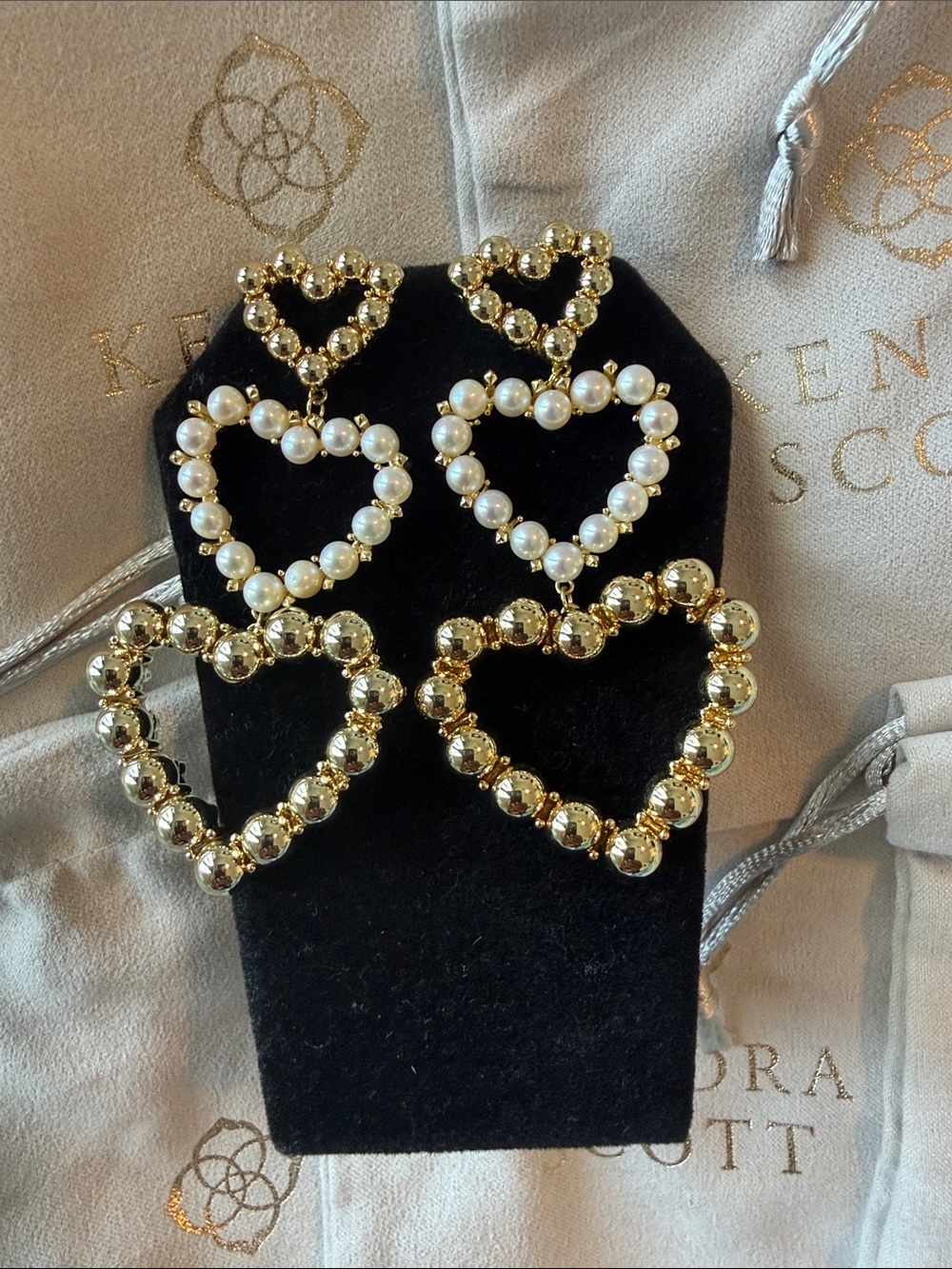 Kendra Scott Ashton Gold Heart Drop Earrings in Ivory Pearl